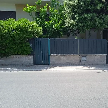 Casa Solemare A Pochi Passi Dalla Spiaggia Di Terracina Exterior photo